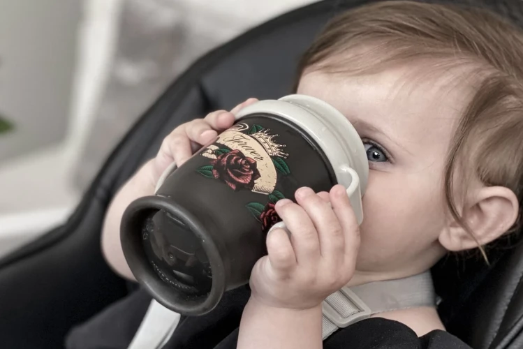 Cană anti-varsare Lovi 360 I Love 250 ml cumpăra în Chișinau