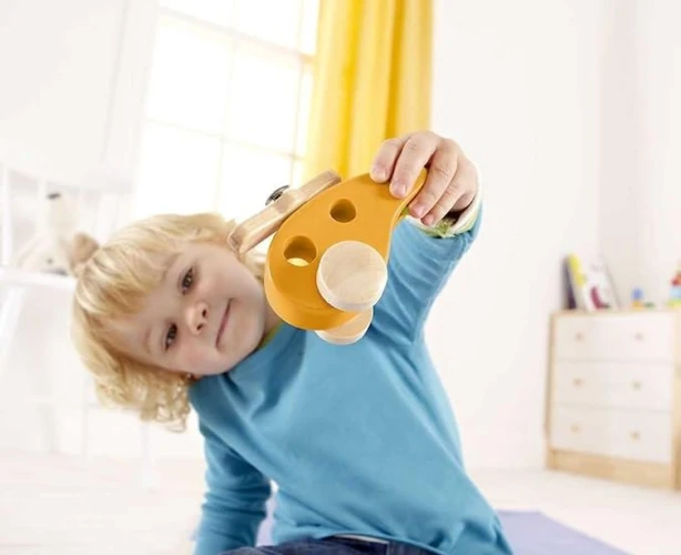 Игрушка-каталка Hape Little Copter купить в Кишиневе