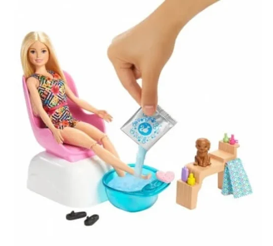 Păpușă Barbie cu accesorii "Salon de manichiură" cumpăra în Chișinau
