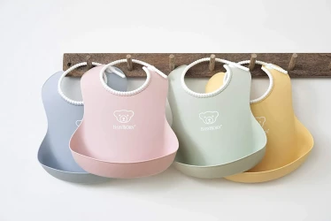 Слюнявчик из силикона BabyBjorn powder Pink, 2 шт купить в Кишиневе. Фото 2