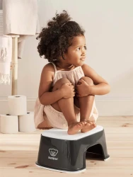 Ступенька для ванной BabyBjorn Step Stool Deep Black/White купить в Кишиневе. Фото 3