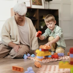 Конструктор Ortoto Первые мягкие сенсорные кубики, 16 элементов купить в Кишиневе. Фото 4