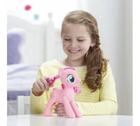 Интерактивная игрушка My Little Pony "Смеющаяся Пинки Пай" купить в Кишиневе. Фото 5