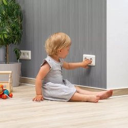 Набор из 10 защитных накладок на розетки Reer White купить в Кишиневе. Фото 2