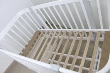 Set Pătuț Kuzya Miya White Grey + Comoda-măsuță de înfășat HappyBaby Pro 800 MDF White cumpăra în Chișinau. Foto 8